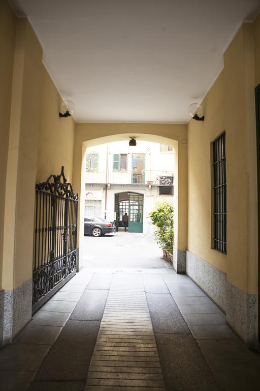 Alessia'S Flat - Sarpi Apartment Milan Bagian luar foto