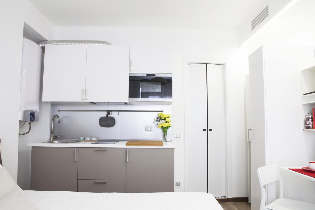 Alessia'S Flat - Sarpi Apartment Milan Bagian luar foto